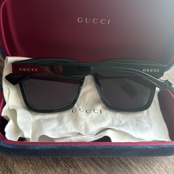 Gucci - Picture 5 of 17